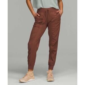 B0 Auth LULULEMON Dance Studio Ancient Copper Cinch Hem Pants Size 6 $98